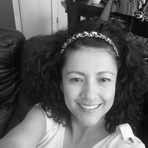 Meet your Posher, Laura